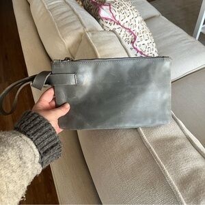 Able Gray/Blue Leather